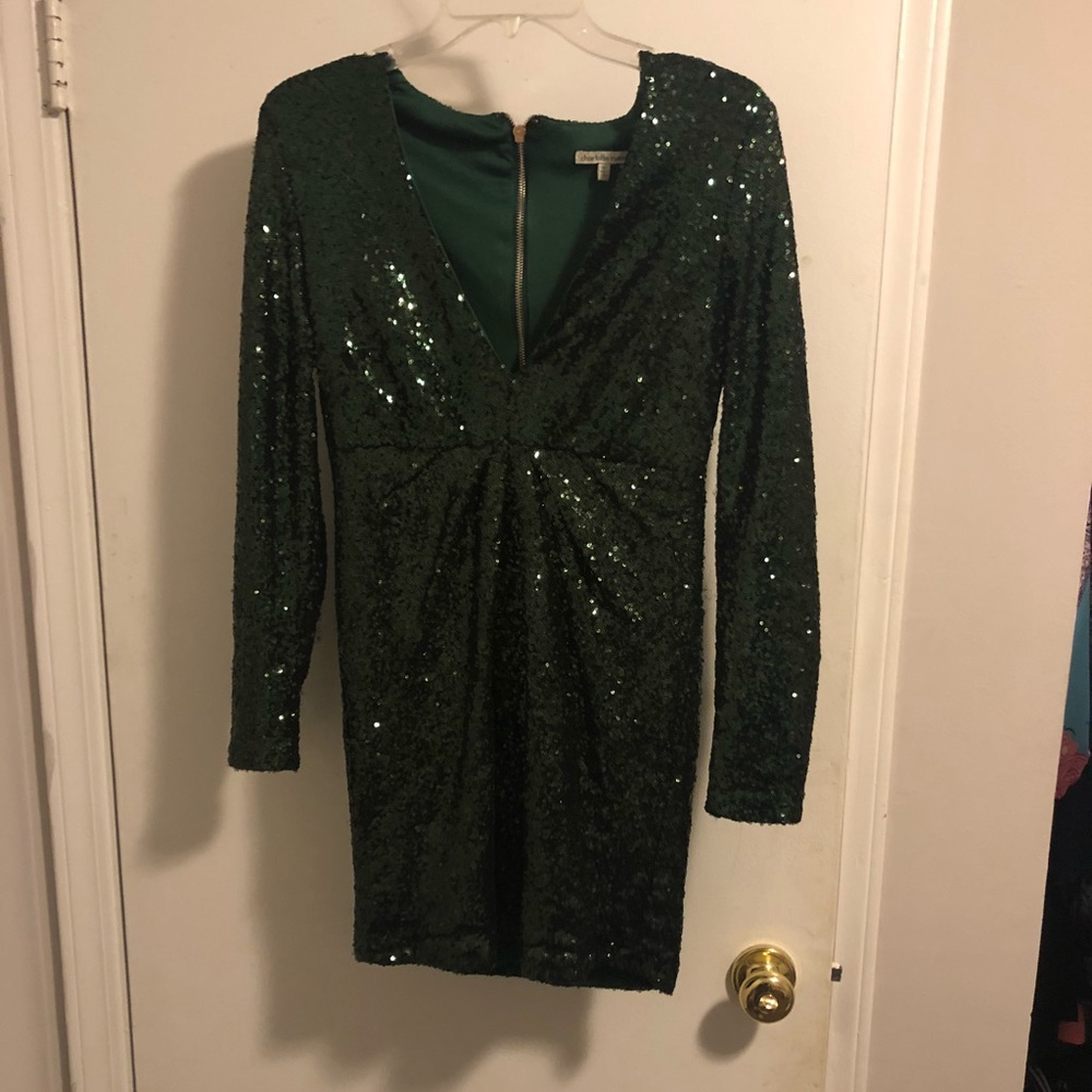 Emerald green sequin party dress